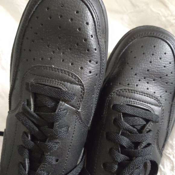 Nike COURT VISION LOW NN Men's All Black size 11 - Picture 4 of 6